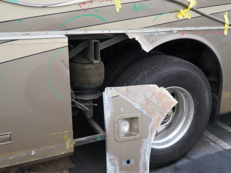 RV Body Repair Shop